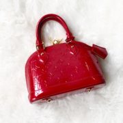 10 Interesting Facts About Louis Vuitton